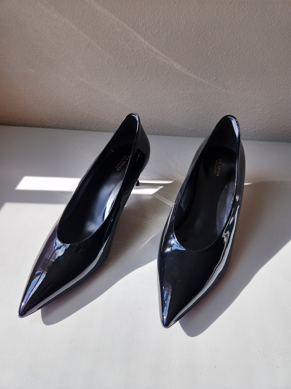 New Lower Price!  Gorgeous New VIA SPIGA Pointed Toe Patent Pumps - Black